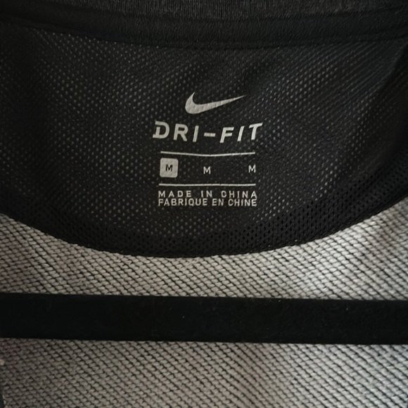 Nike dry fit crew sweater - Picture 4 of 5